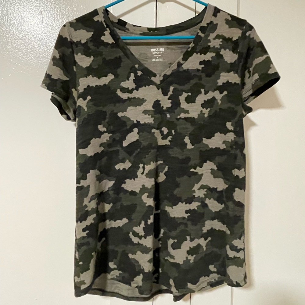 TARGET: vneck camo short sleeve tee
